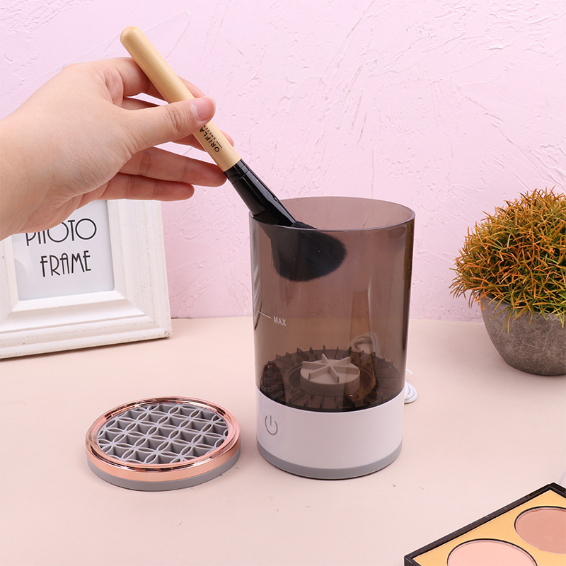 Makeup Brush Cleaner – Fast Electric Brush Spinner & Drying Tool
